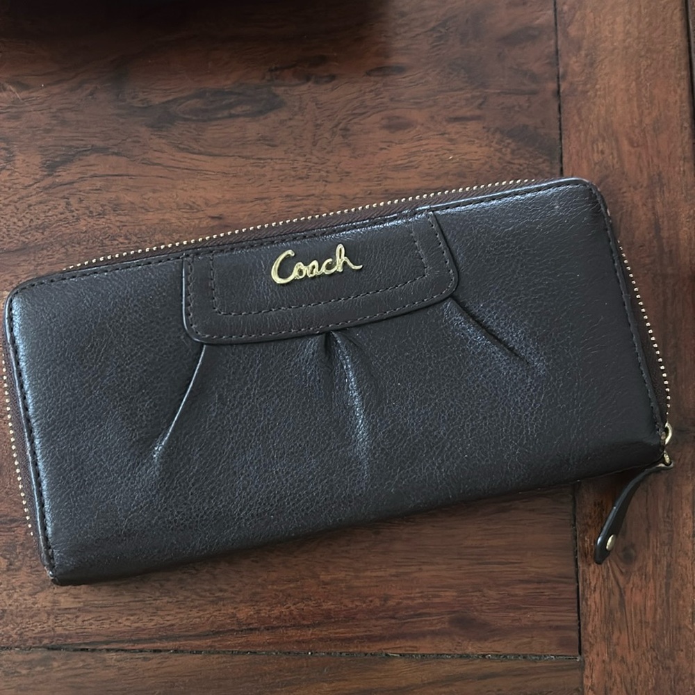 Coach long wallet